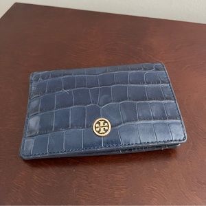 Tory Burch Blue Embossed Croc Leather Bifold Snap Closure Credit Card Case